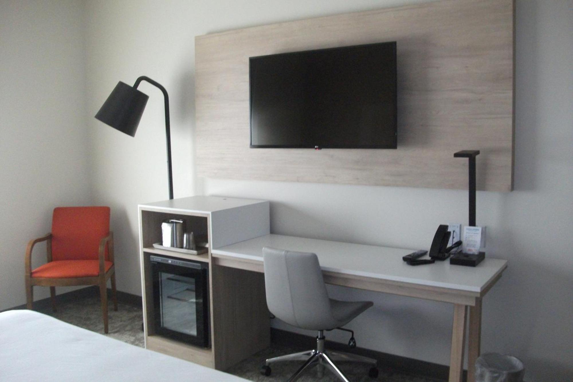Radisson Airport Hotel